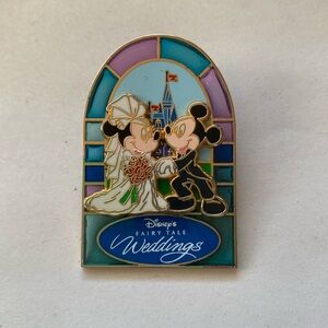 💍 Disney’s Fairy Tale Weddings Trading Pin